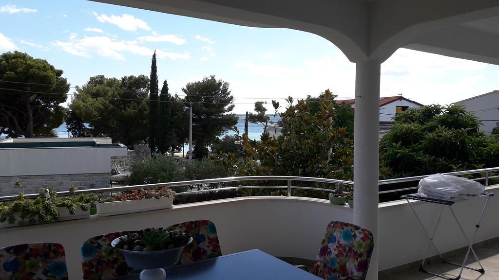 Villa-Apartments Karmel Kaštela Buitenkant foto